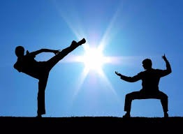 依旧很生气！独行侠球迷偶遇尼科，握手后怒喷：我们依然讨厌你！